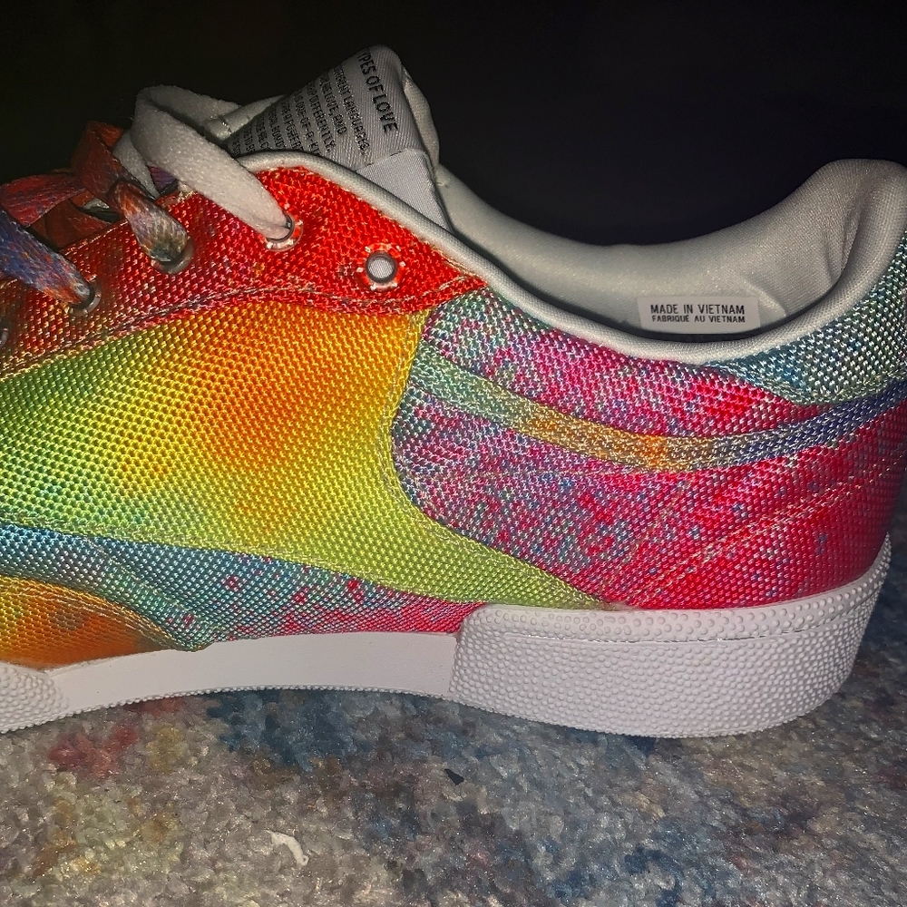 REEBOK PRIDE CLUB C SNEAKERS (Human Size 9.5)